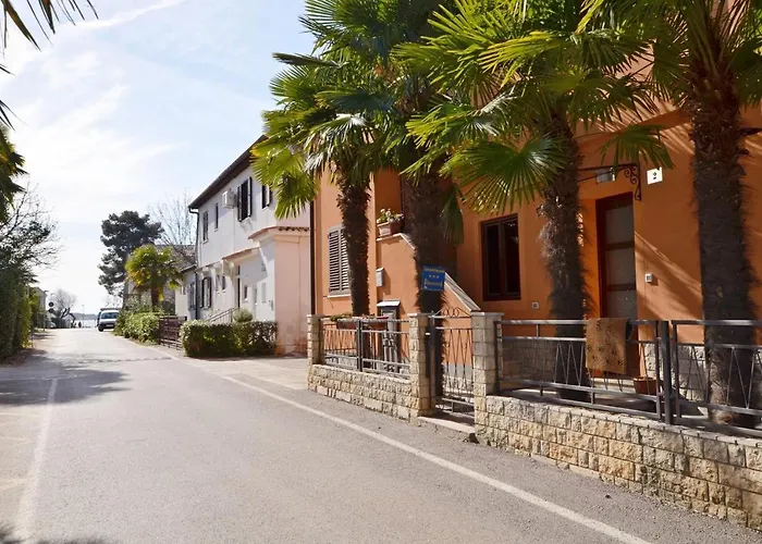 Lili 公寓 Novigrad Istria
