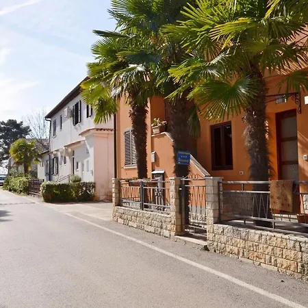 Lili Lägenhet Novigrad Istria