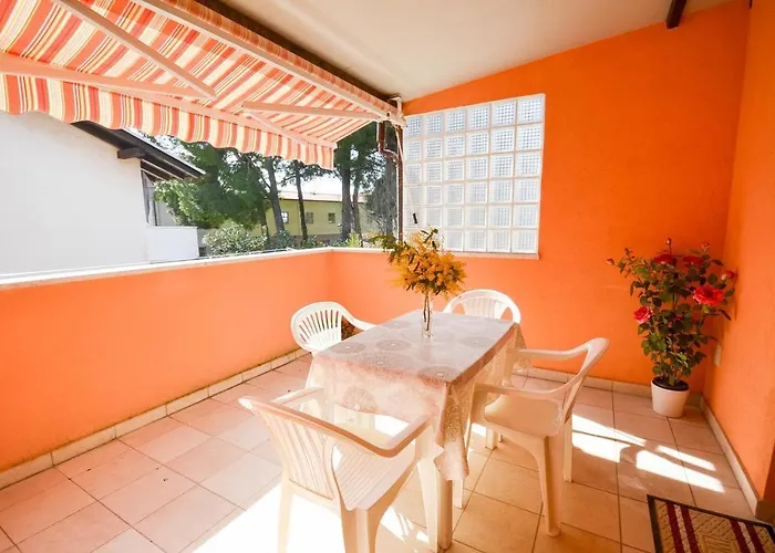 Lili Daire Novigrad Istria