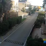 شقة Lili