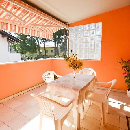 Lili Apartamento Novigrad Istria